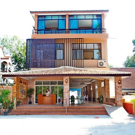 Sea Breeze Guest House Ча-Ам Екстер'єр фото